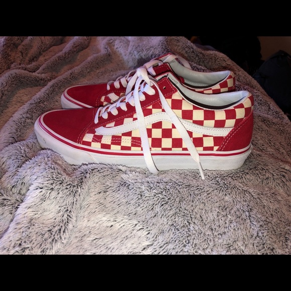 vans red checkered shoes